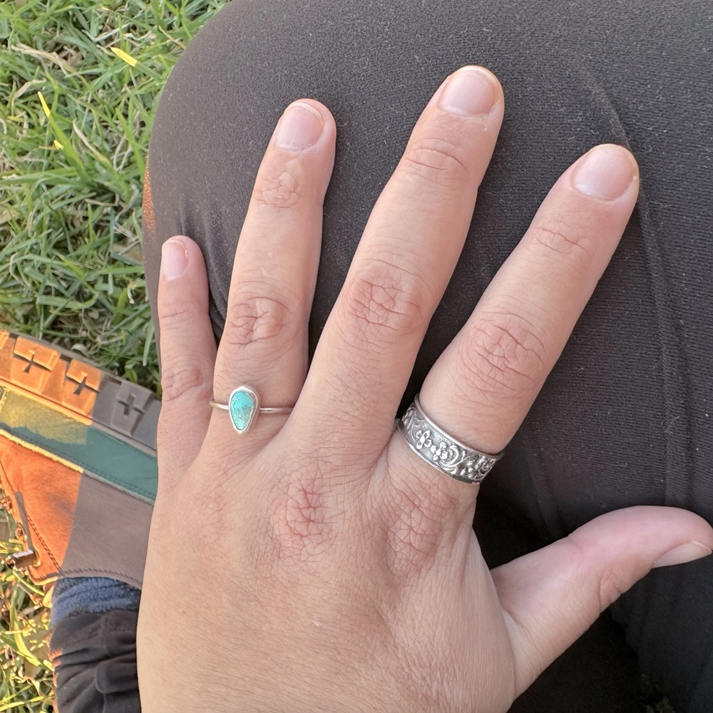 Vintage Tear-shaped Turquoise  ring, with Slim silver band